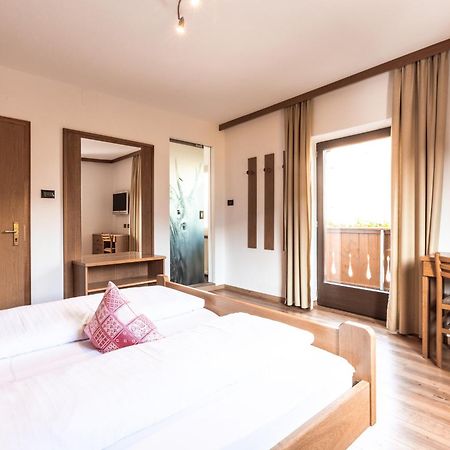 Hotel Zum Loewen - Al Leone Meltina Ngoại thất bức ảnh