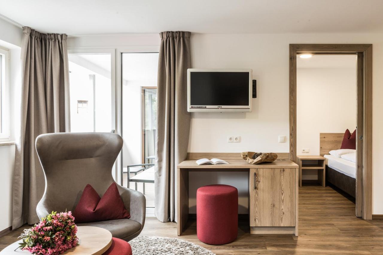 Hotel Zum Loewen - Al Leone Meltina Ngoại thất bức ảnh