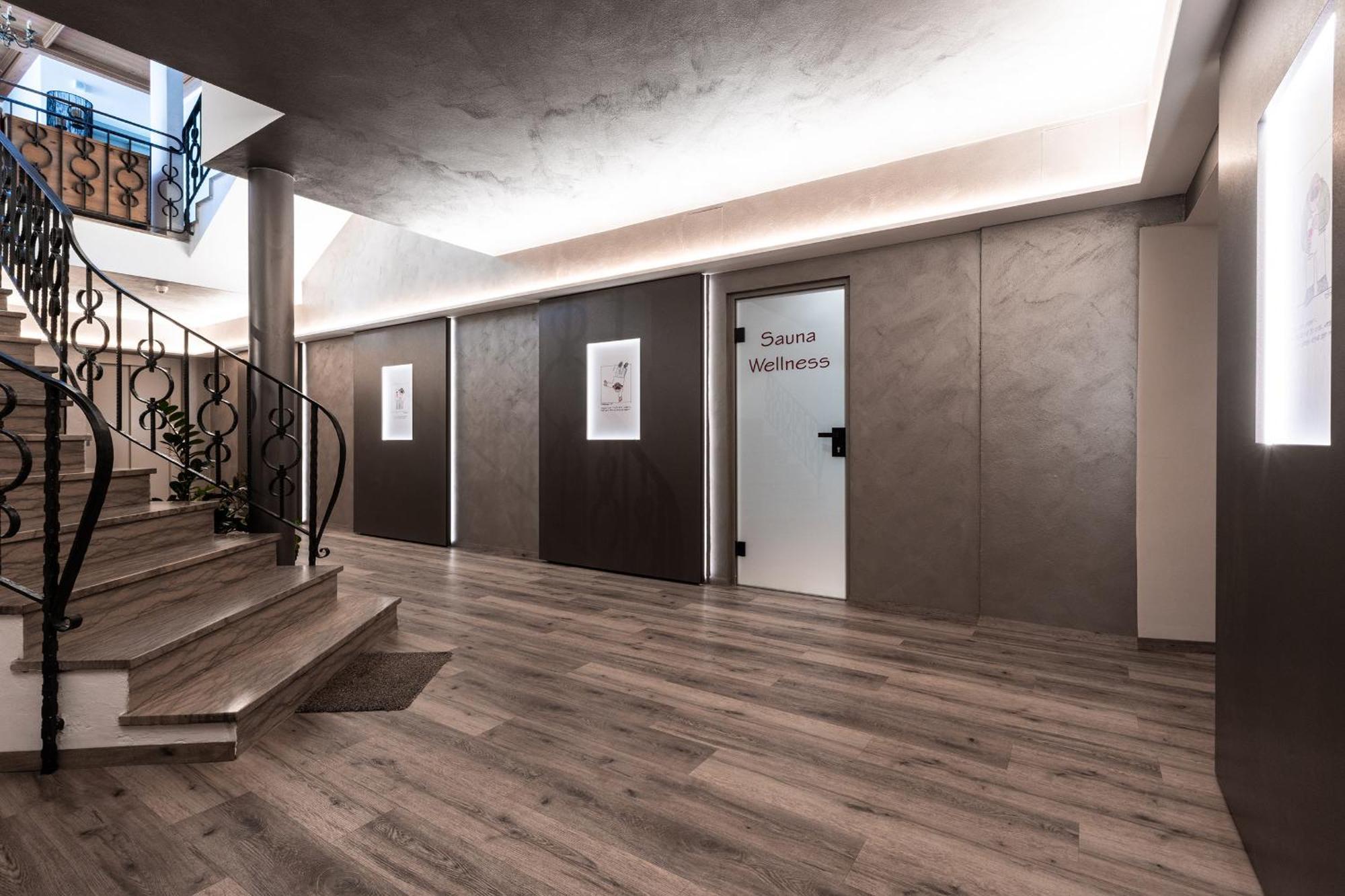 Hotel Zum Loewen - Al Leone Meltina Ngoại thất bức ảnh