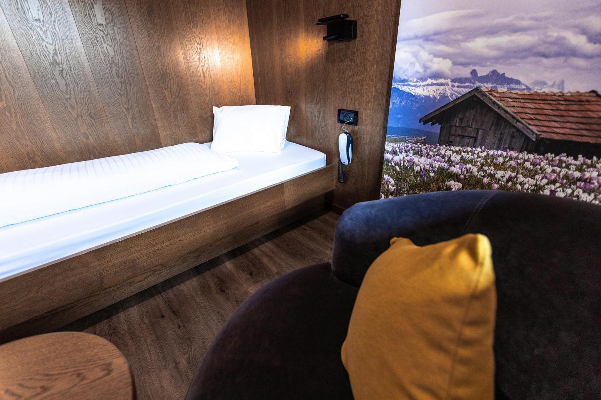 Hotel Zum Loewen - Al Leone Meltina Ngoại thất bức ảnh